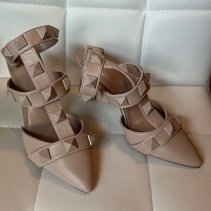 Mix no 6 studded heels